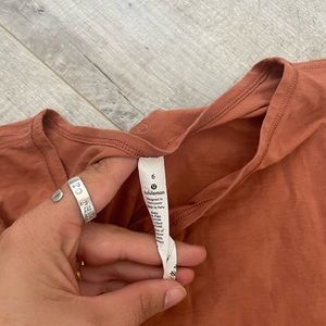 Lululemon T-shirt